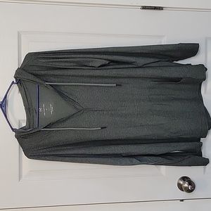 We Wander 3/4 sleeve hooded shirt with hand warmer pocket